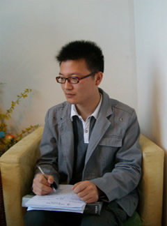 乐于助人的贾杰老师